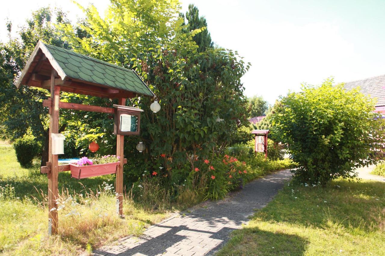 New Nomads Ferienwohnung Am See Zossen Kültér fotó